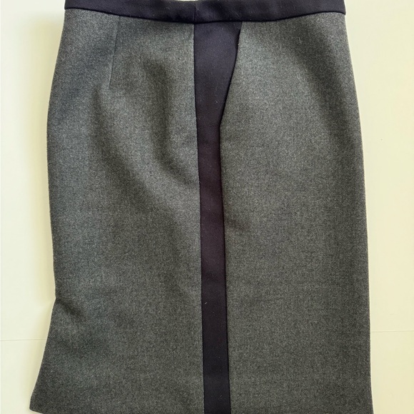 J. Crew “No. 2 Pencil” Wool Pencil Skirt, Size 4 - Picture 4 of 6